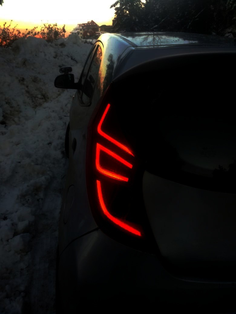 Hyundai Eon Custom Tail light